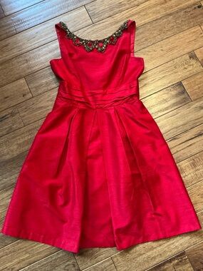 Kay Unger Red Silk Cocktail Dress, Jeweled neckline, pleated, size 6